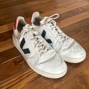 VEJA V-10 LEATHER WHITE NAUTICO PEKIN